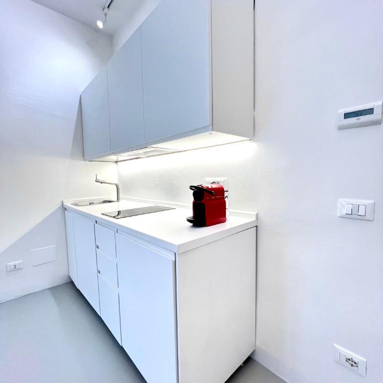 Duomo Central Suite - One-Bedroom Apartment - 10