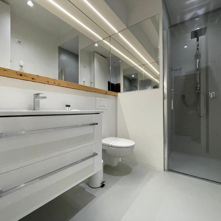 Duomo Central Suite - One-Bedroom Apartment - 16