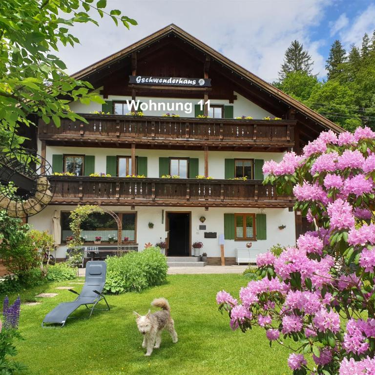 Gschwenderhaus Ferienwohnungen - Superior Apartment mit 2 Schlafzimmern und Balkon - 13