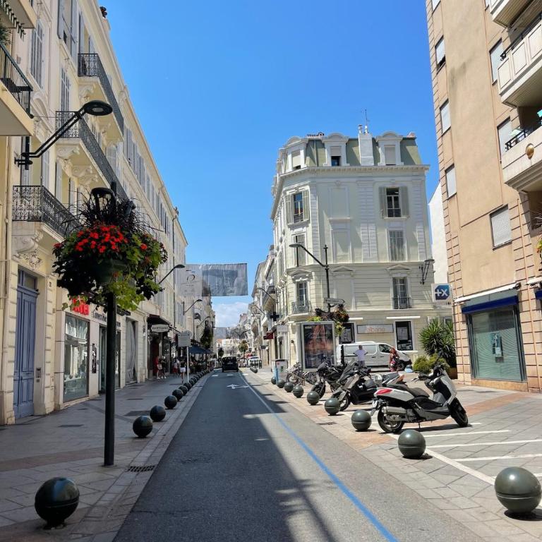 Superbe studio pour congrés au coeur de Cannes - Apartment mit Stadtblick - 38