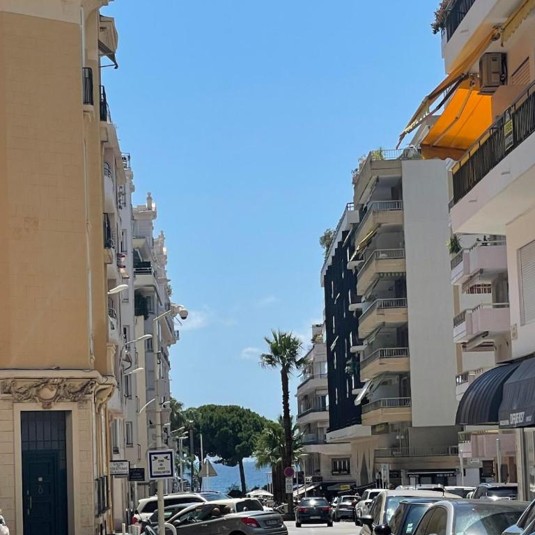 Superbe studio pour congrés au coeur de Cannes - Apartment mit Stadtblick - 39