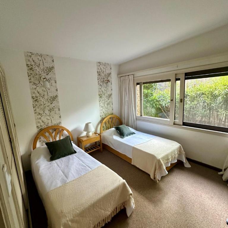 Amplia casa divina zona - Casa de 4 dormitorios - 7