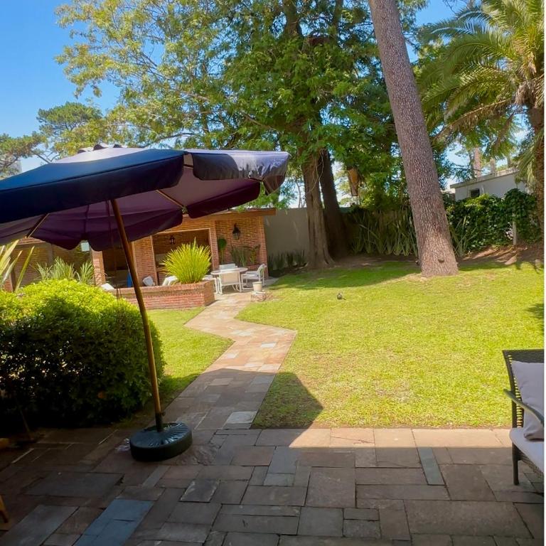 Amplia casa divina zona - Casa de 4 dormitorios - 27