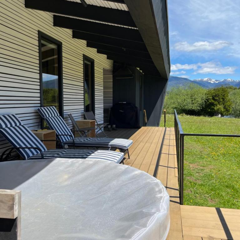 Aysén Lodge - Cabaña con Tinaja - Three-Bedroom Chalet - 16