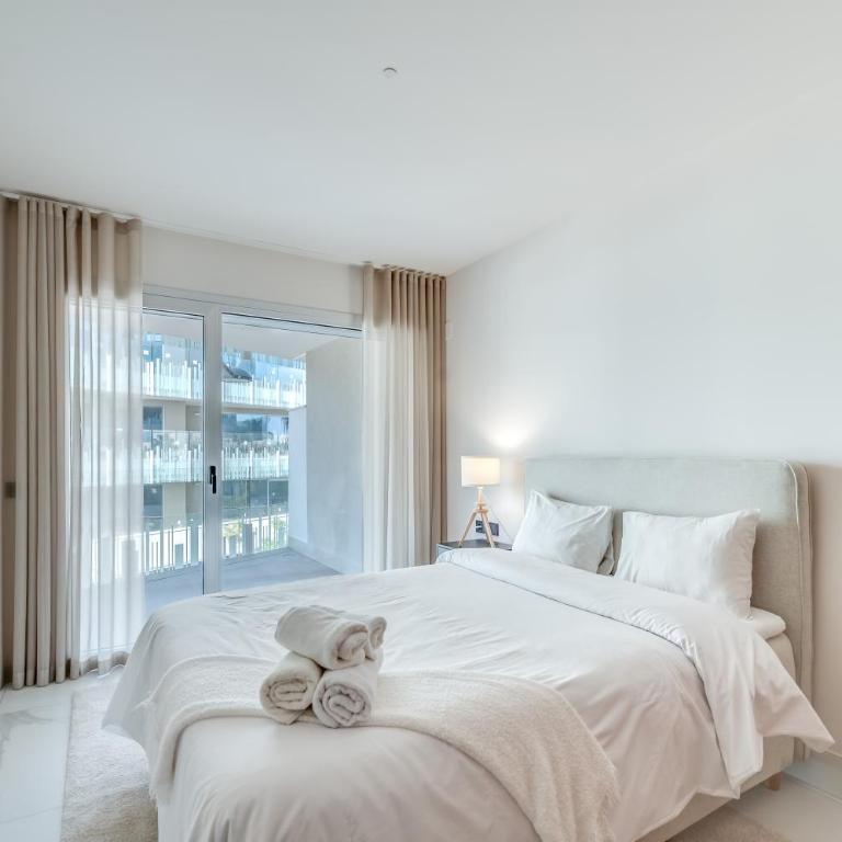 Newly Built 3 BDRM Luxury Apt Close to the Beach - Apartamento de 3 dormitorios - 37