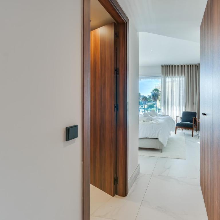 Newly Built 3 BDRM Luxury Apt Close to the Beach - Apartamento de 3 dormitorios - 33