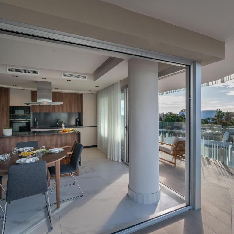 Newly Built 3 BDRM Luxury Apt Close to the Beach - Apartamento de 3 dormitorios - 25