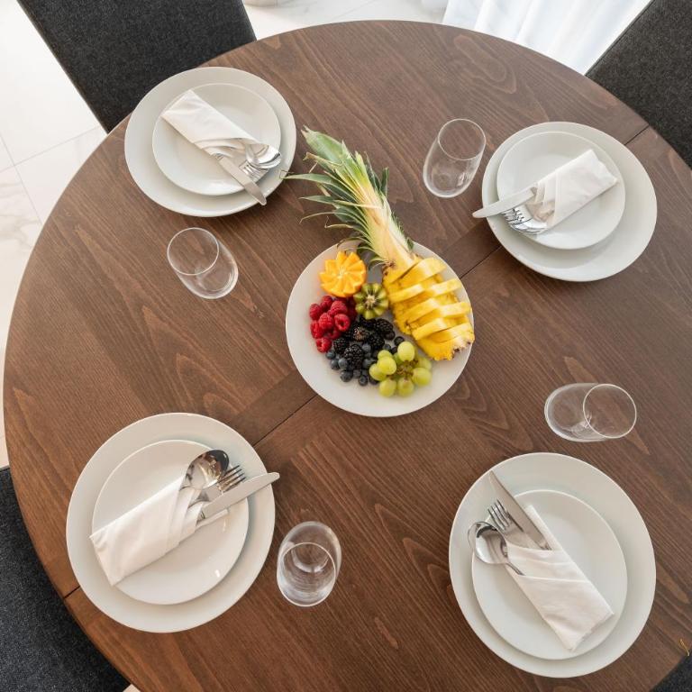 Newly Built 3 BDRM Luxury Apt Close to the Beach - Apartamento de 3 dormitorios - 17