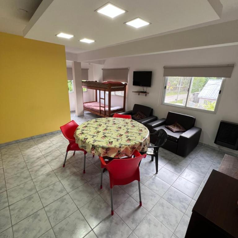 Departamento Rojashnos - Two-Bedroom Apartment - 8