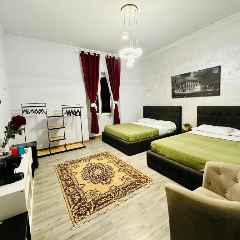 Termini luxury home - Camera Familiare con Bagno Privato - 30