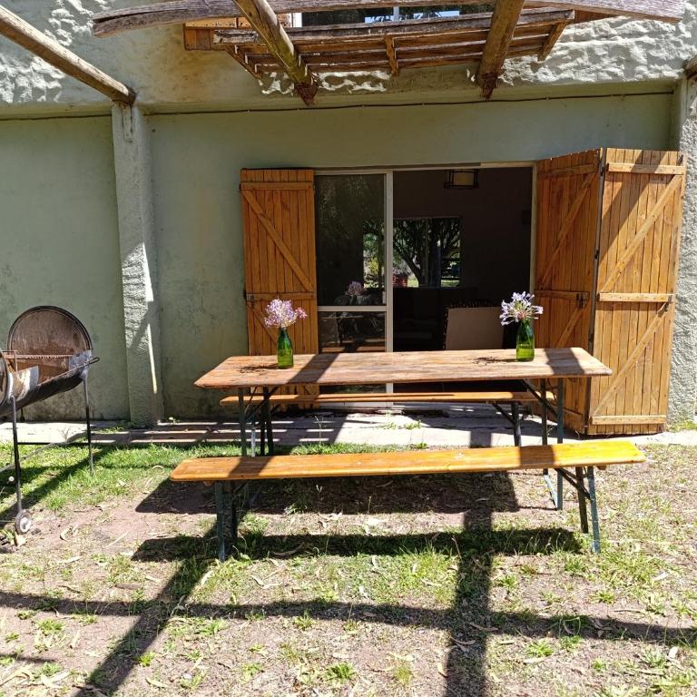 casa y monoambiente Britopolis - Casa de 3 dormitorios - 2