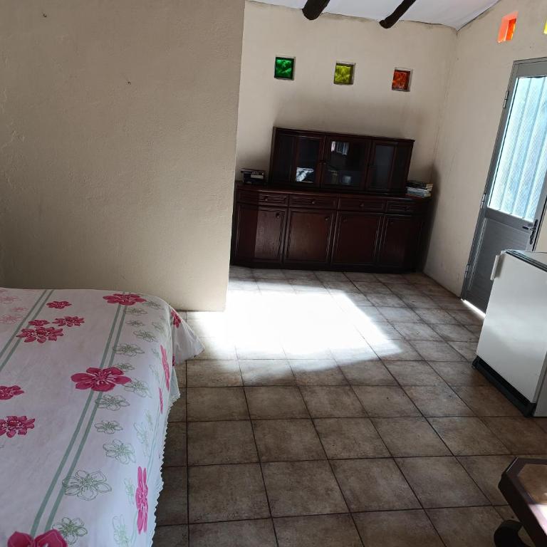 casa y monoambiente Britopolis - Casa de 3 dormitorios - 9