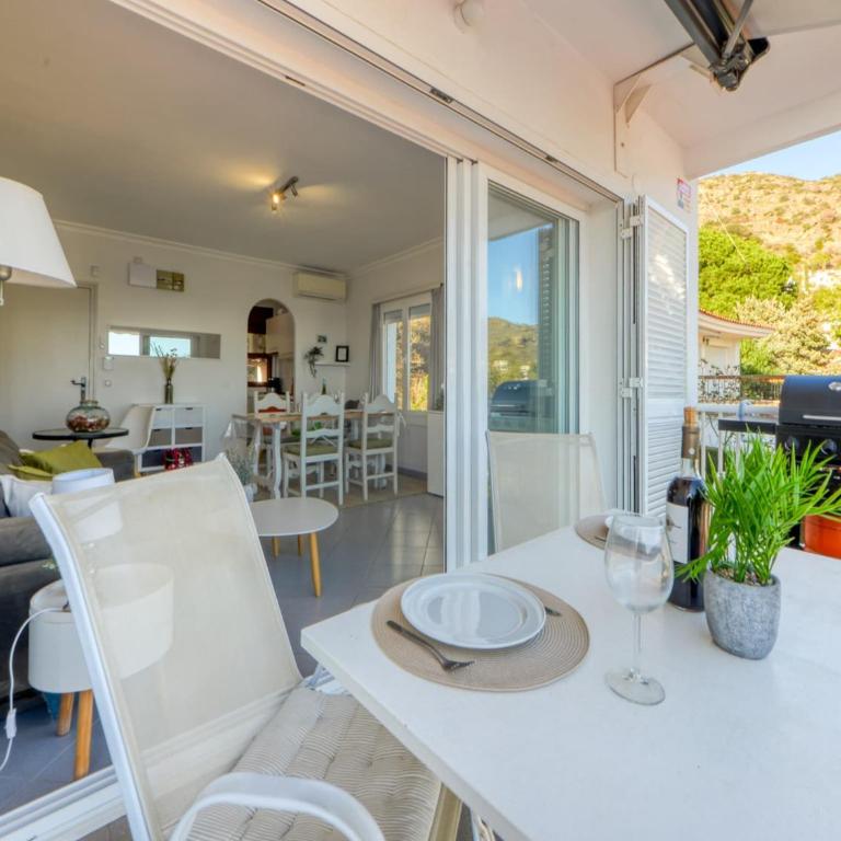 Apartment in Roses near Canyelles Beach - Two-Bedroom Apartment - 19