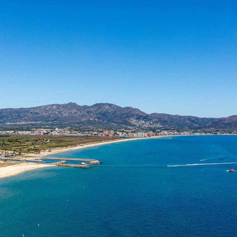 Apartment in Roses near Canyelles Beach - Two-Bedroom Apartment - 25