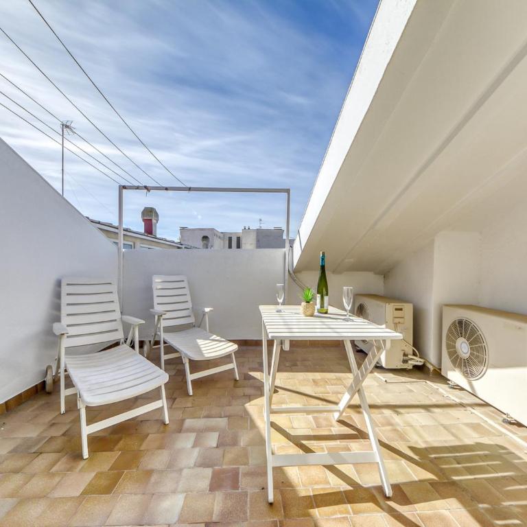 Apartment in Roses with Terrace Views - Three-Bedroom Apartment - 31