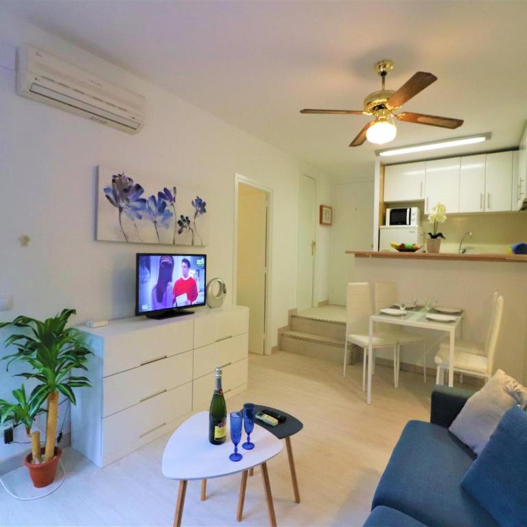 Sunny Coastal Hideaway - Apartamento de 1 dormitorio - 12