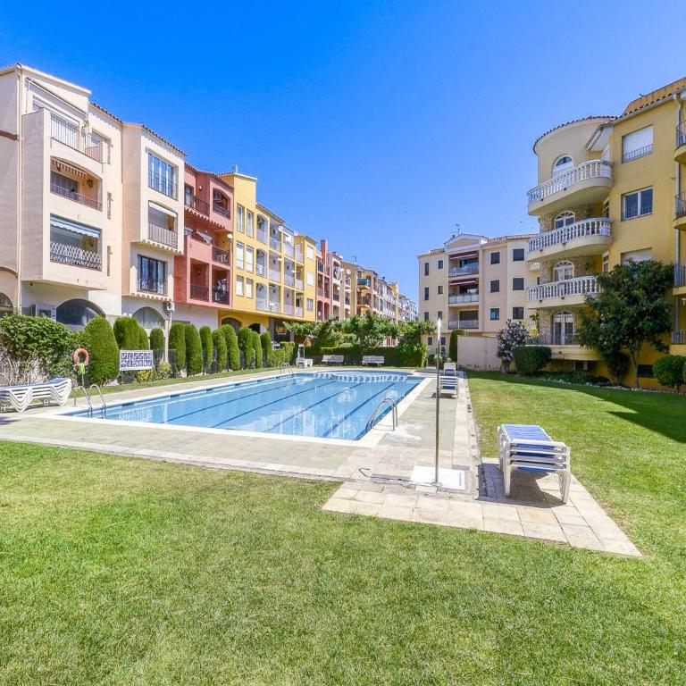 Sunny Coastal Hideaway - Apartamento de 1 dormitorio - 2
