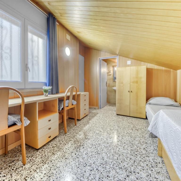 Apartment in Roses with Terrace Views - Three-Bedroom Apartment - 21