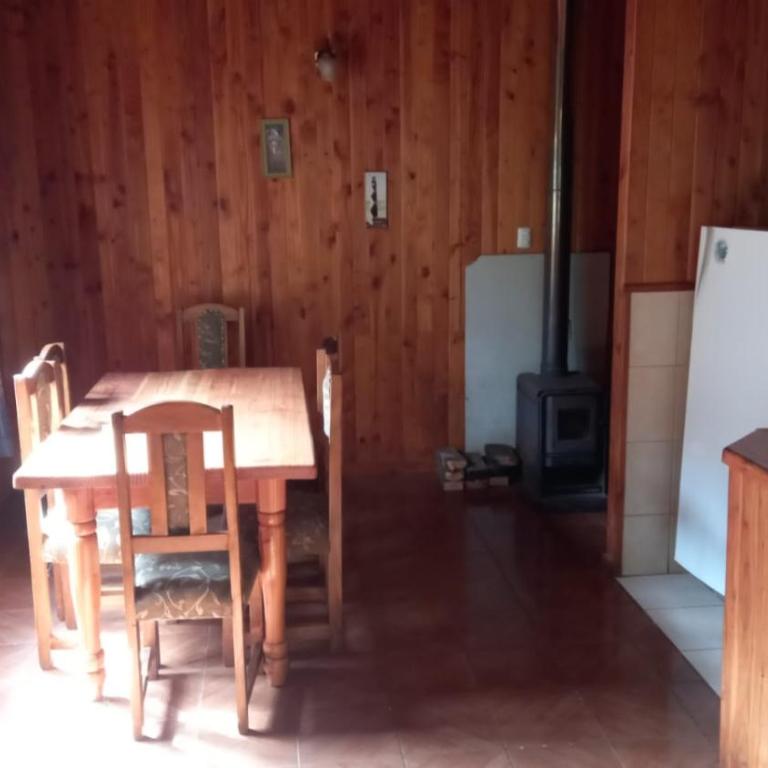 Cabañas Rucatregua - Three-Bedroom House - 8