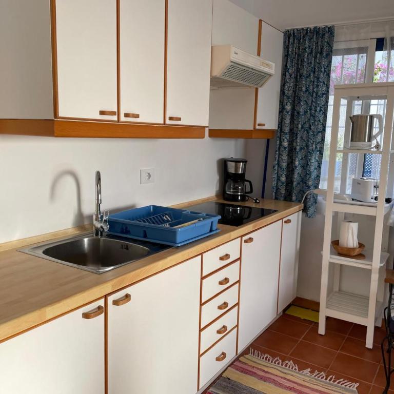 Oceanfront Apt in Private Villa - Next to the Beach - One-Bedroom Apartment - 18