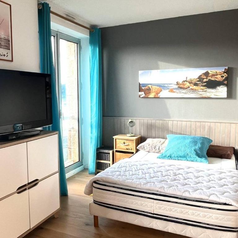 Studio cosy pour 2 pers. avec parking à Perros-Guirec, près de la plage St Guirec - FR-1-368-436 - Apartment - 8