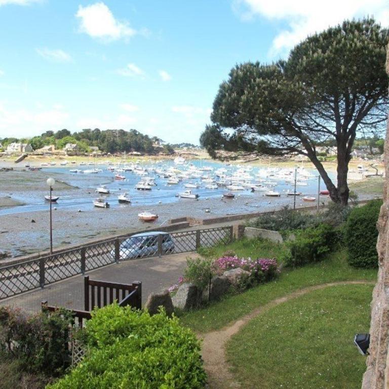 Studio cosy pour 2 pers. avec parking à Perros-Guirec, près de la plage St Guirec - FR-1-368-436 - Apartment - 12