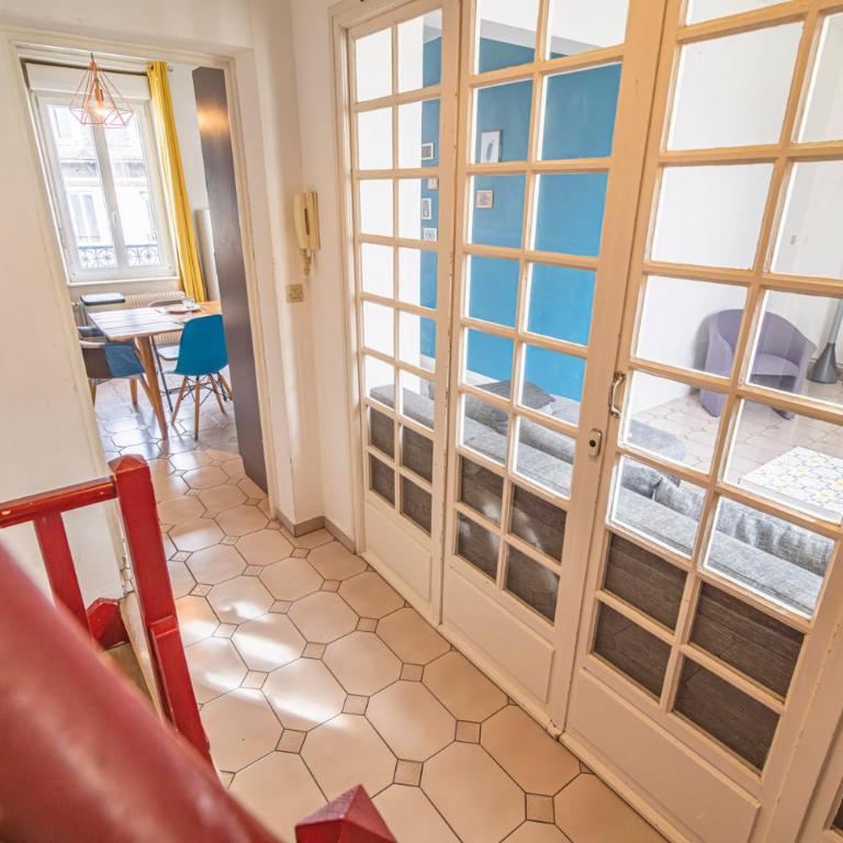 Grand appartement Reims gare centre 4 chambres - Appartamento - 7