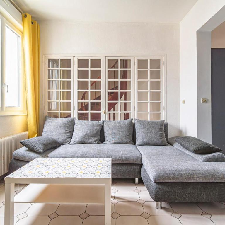 Grand appartement Reims gare centre 4 chambres - Appartamento - 11