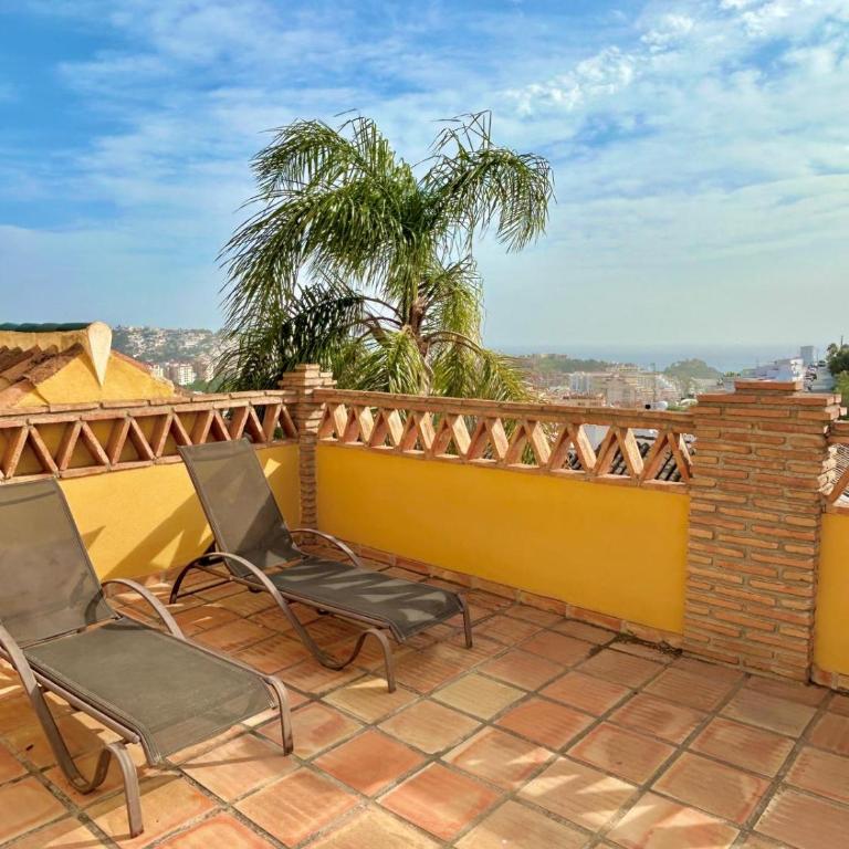 CHALET CON PISCINAS Y VISTAS DE ENSUEÑO - Casa de 5 dormitorios - 31