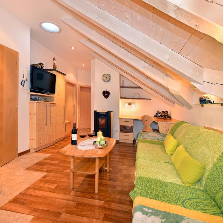 Pirchnerhof - Appartamento con 2 Camere da Letto e Balcone - 12