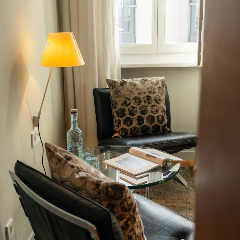 HOTEL & VILLA AUERSPERG Urban Hideaway since 1892 - Classic Doppelzimmer - Hotel - 3