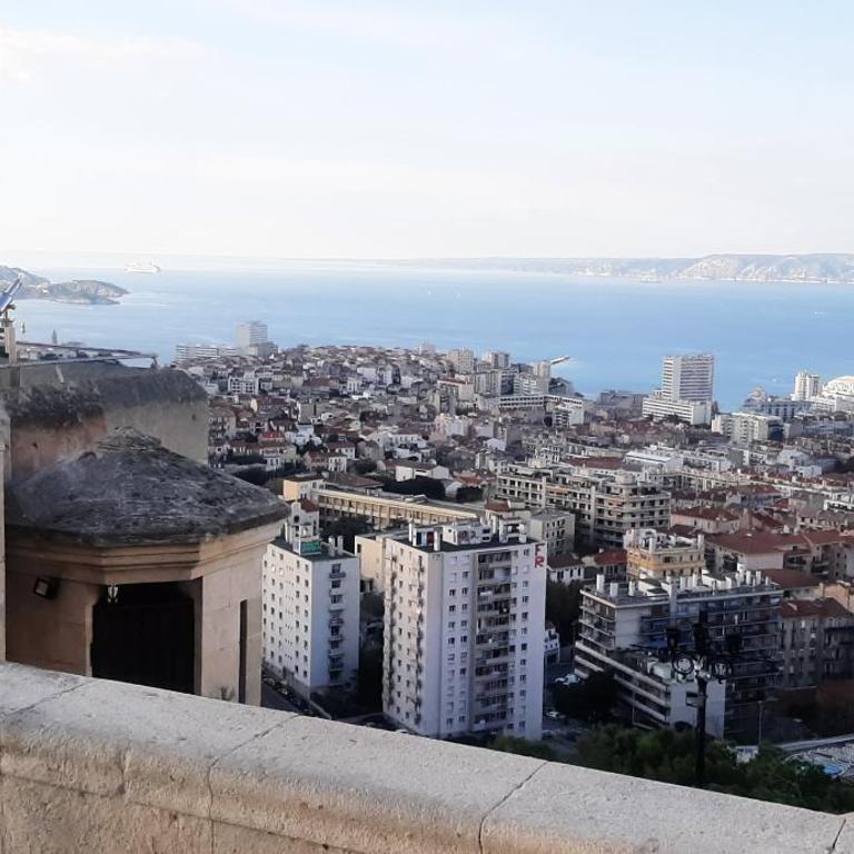 Villa sécurisée pres des lecques - Chambre Familiale - Vue sur Montagne - 33