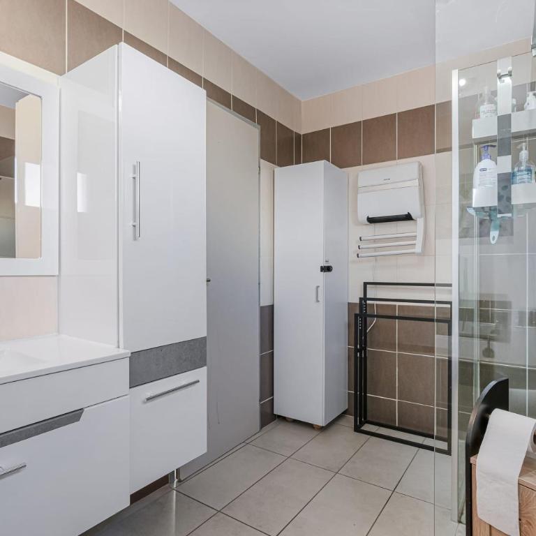 Le Trésor de Rochelongue Villa de Lujo Espaciosa con Piscina Infinita - Villa - 34