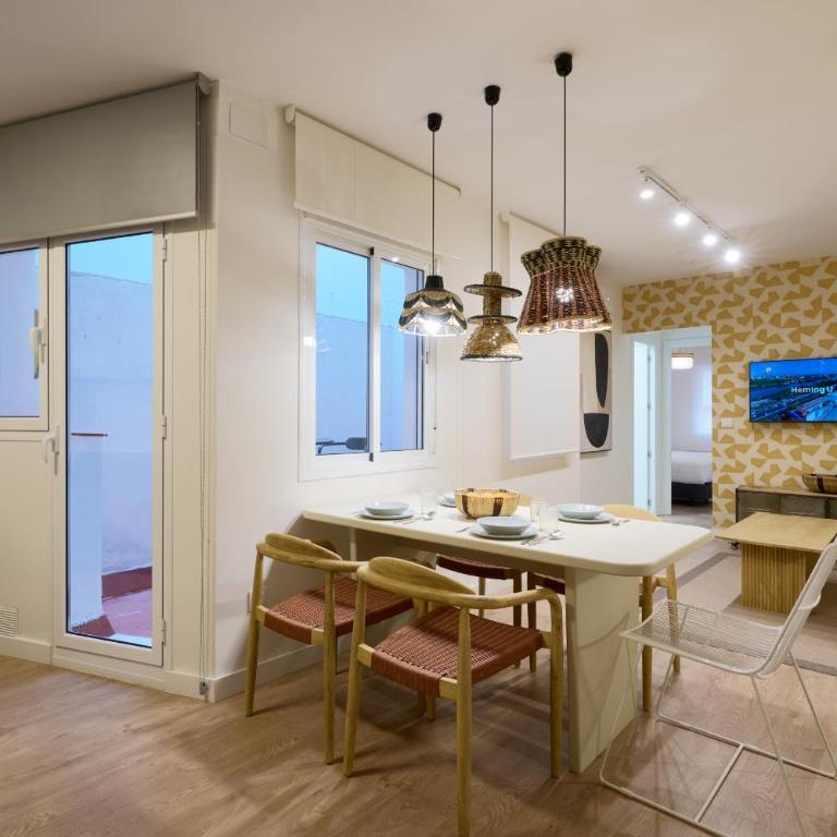 SUNN Apartments Amador de los Ríos, by Homing U - Two-Bedroom Apartment with Terrace and patio - 1