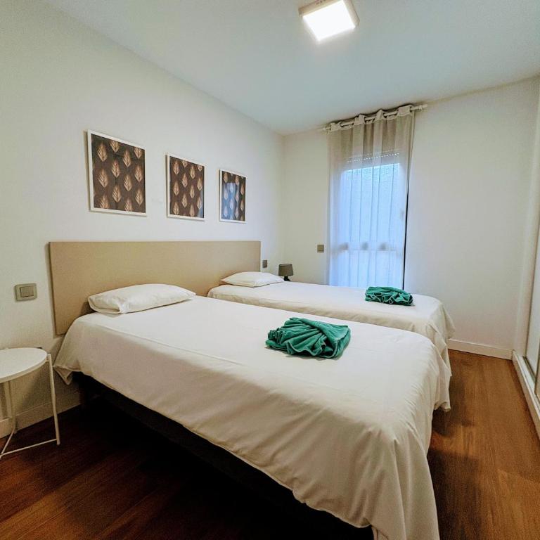 Las Canteras Deluxe - Two-Bedroom Apartment with Partial Ocean View - 15
