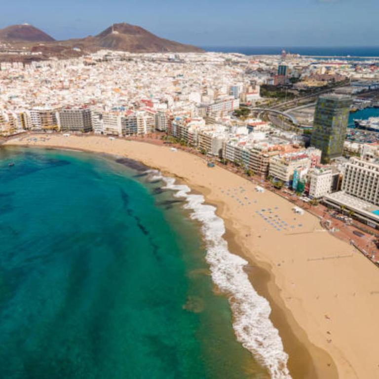 Las Canteras Deluxe - Two-Bedroom Apartment with Partial Ocean View - 37