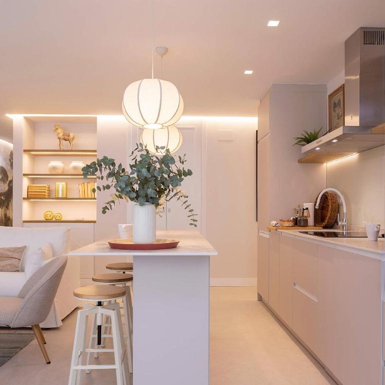Genteel Home Plaza del Teatro - Apartamento Deluxe de 4 dormitorios - 16
