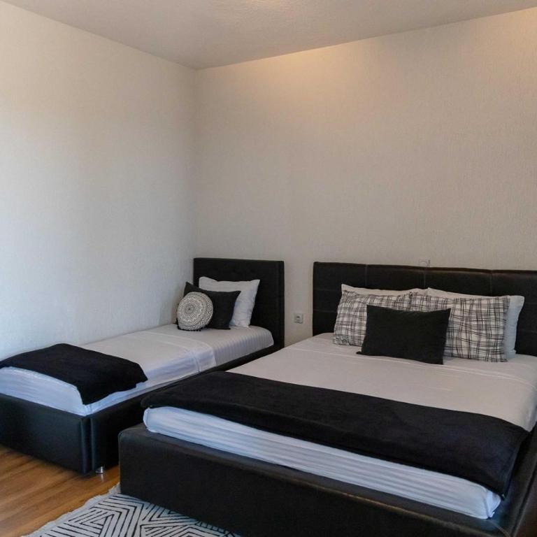 Sunshine Apartments - Apartman - 2