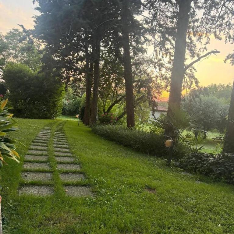 VeronaVera Residenza VillaMarianna Green Retreat - Apartment with Garden View - 8