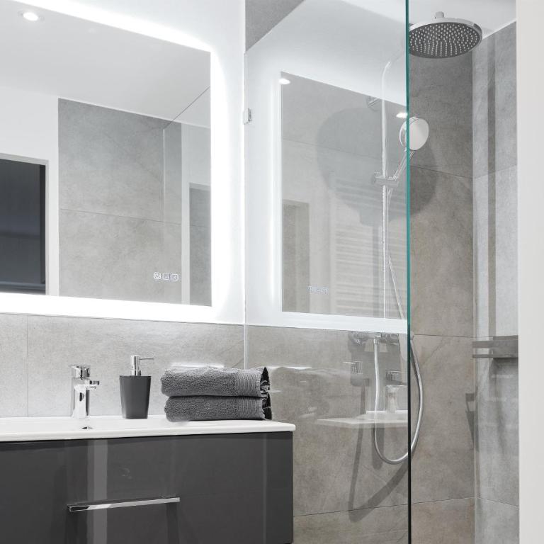 Mountain King Chalet - Apartamento de 1 dormitorio con ducha - 2