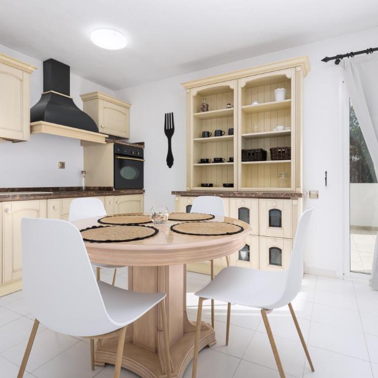 Home2Book Stylish Coastal Apartment, Corralejo - One-Bedroom Apartment - 8