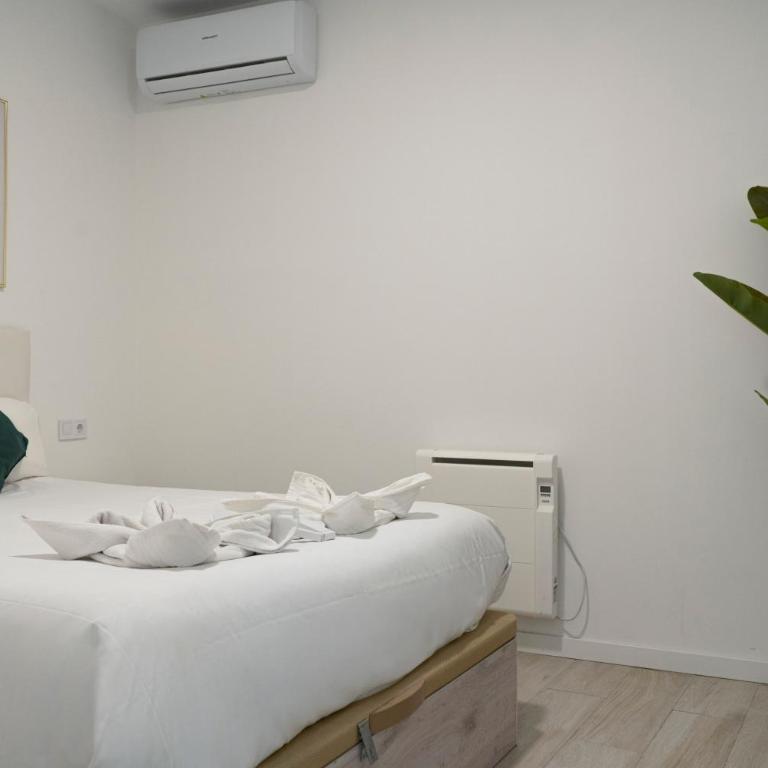 Oshun Plaza Castilla - Three-Bedroom Apartment - 12