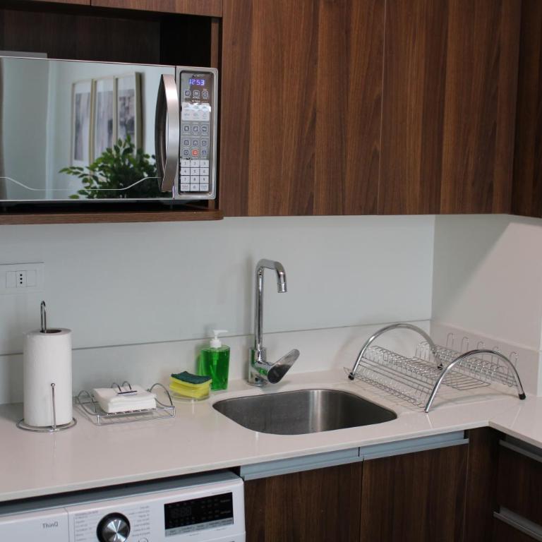 Cómodo Departamento en Las Condes - Apartamento de 2 dormitorios - 10
