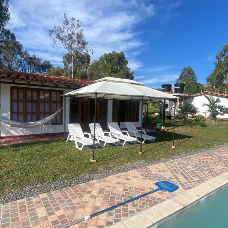 Cabañas bella vista - Three-Bedroom House - 7