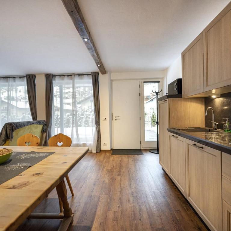 Apartments No7 Sella - Appartamento con 2 Camere da Letto e Vista Giardino - 10
