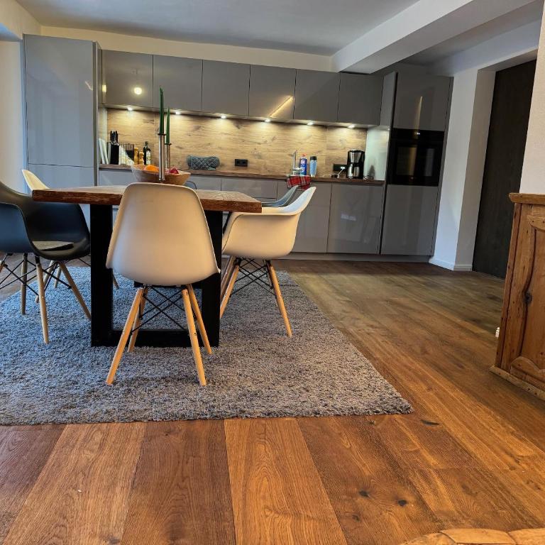 Appartements Gasthof Traube Top 2 - Apartment mit 2 Schlafzimmern und Dusche - 6