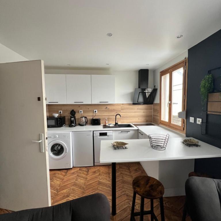 Joli Duplex - Centre ville - Amazonie - Appartement 1 Chambre - 4