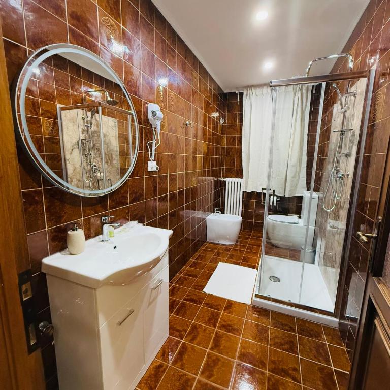Villa Matilde - Camera Matrimoniale con Bagno Privato - 4