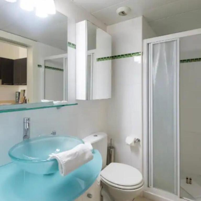 Place Grimaldi, close to beach and restaurants, with balcony - Appartement 1 Chambre - 8
