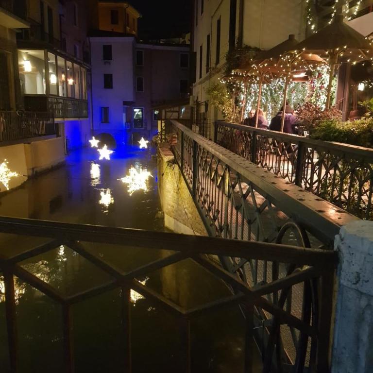 romantico alloggio arteeacqua in centro - Apartment mit 1 Schlafzimmer - 7